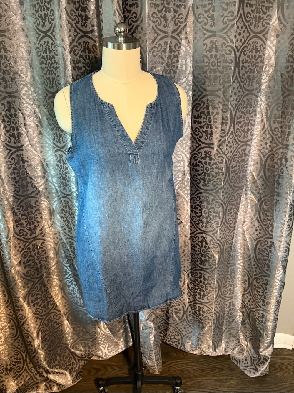 Cupshe Indigo Denim Faded Sleeveless V-Neck Tank Dress. Thin/soft.
